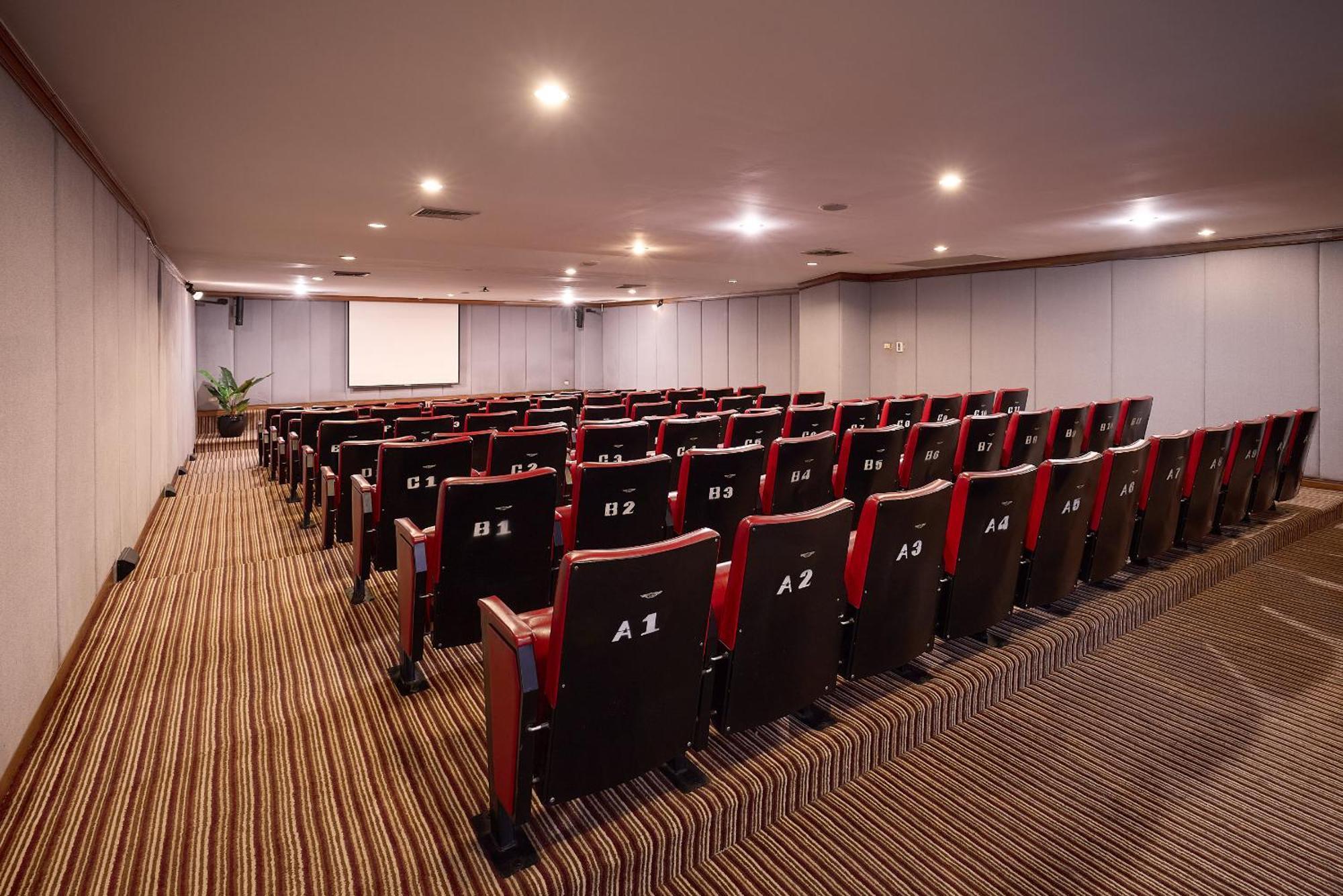 Rua Rasada Hotel - The Ideal Venue For Meetings & Events Транг Экстерьер фото